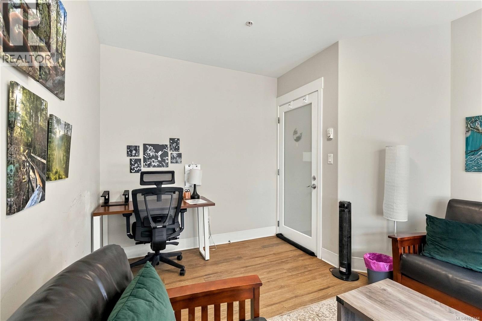 101 2220 Sooke Rd Property Photo 16