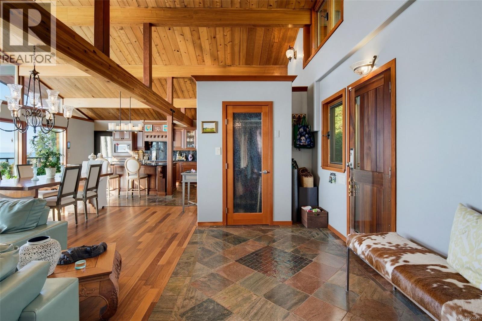 7995 West Coast Rd Property Photo 11