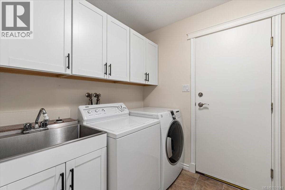 106 240 Stanford Ave E Property Photo 24