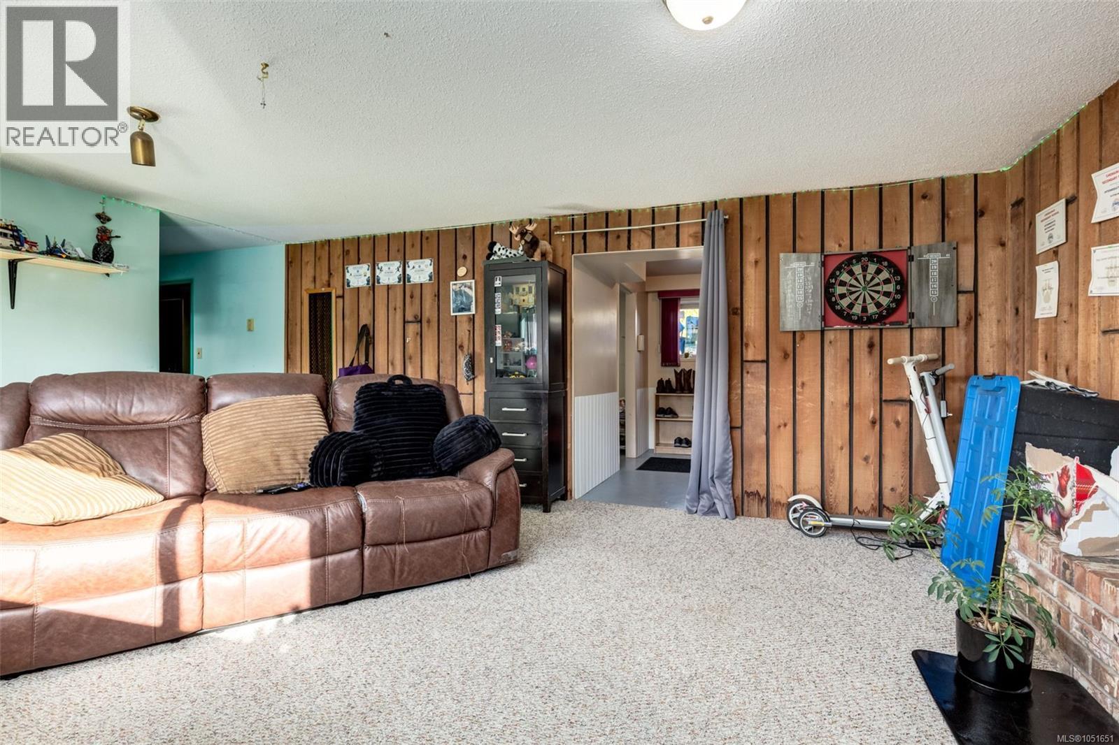 2895 Josephine St Property Photo 37