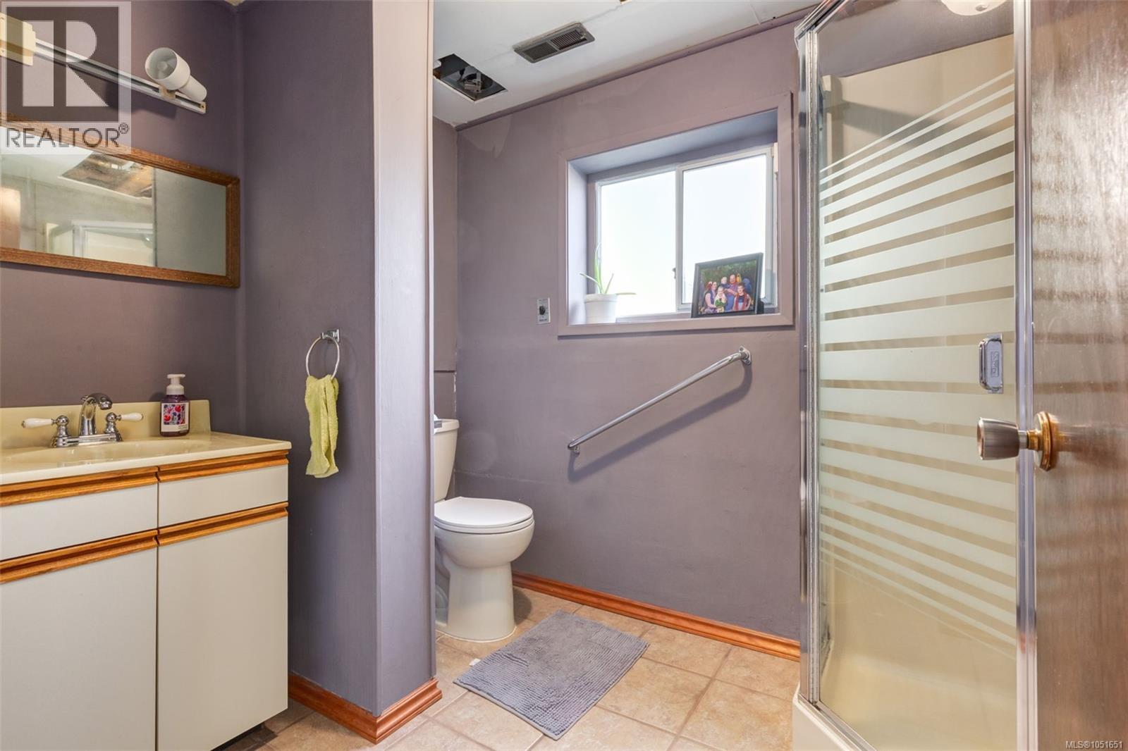 2895 Josephine St Property Photo 46