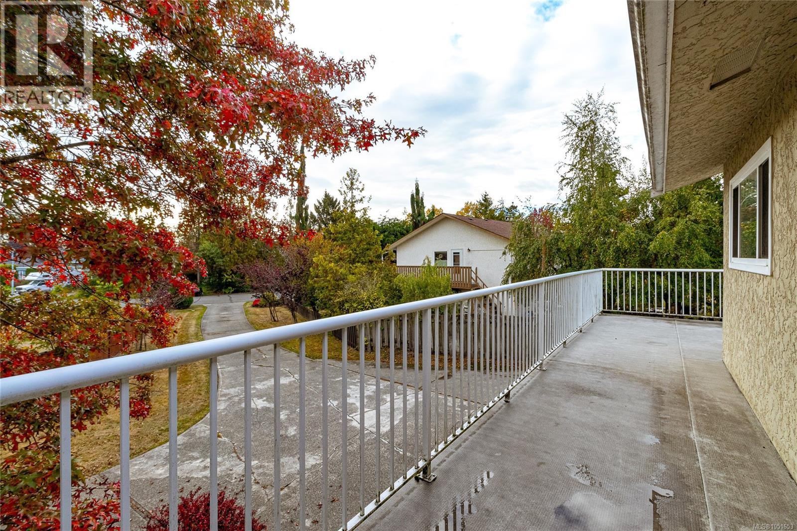 7956 Arthur Dr Property Photo 13