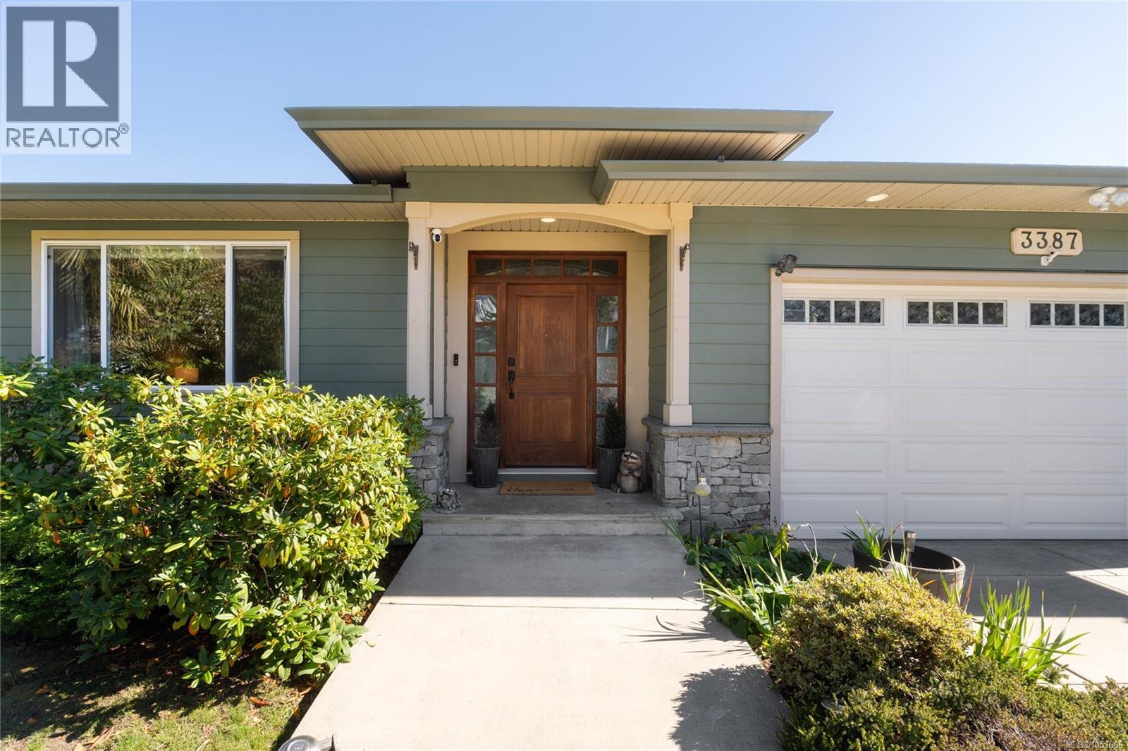 3387 Haida Dr Property Photo 2
