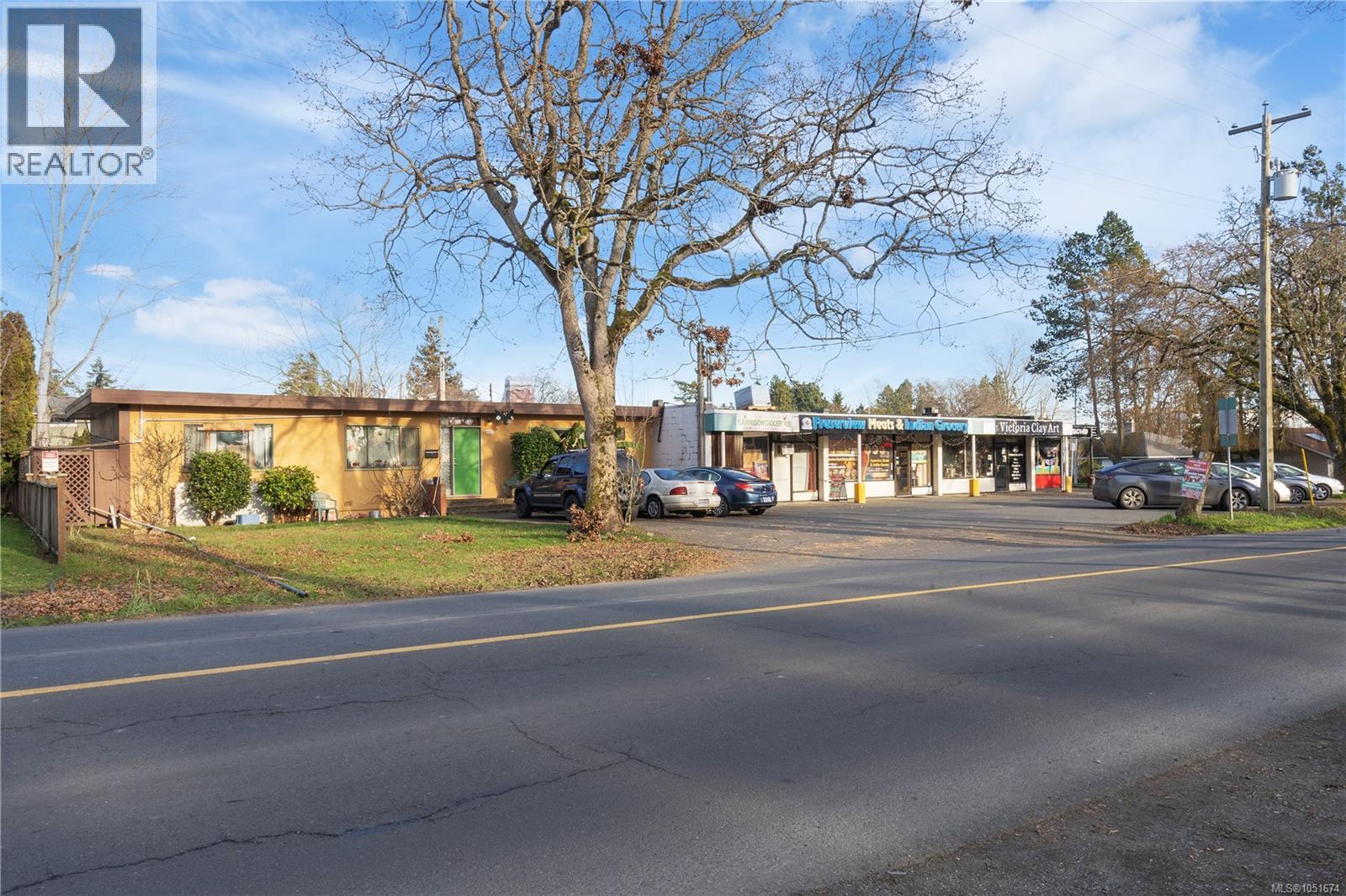 660 Burnside Rd W Property Photo 14