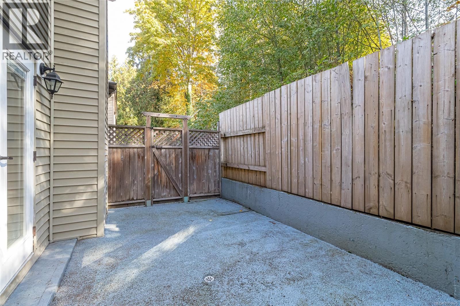 30 3025 Cowichan Lake Rd Property Photo 26