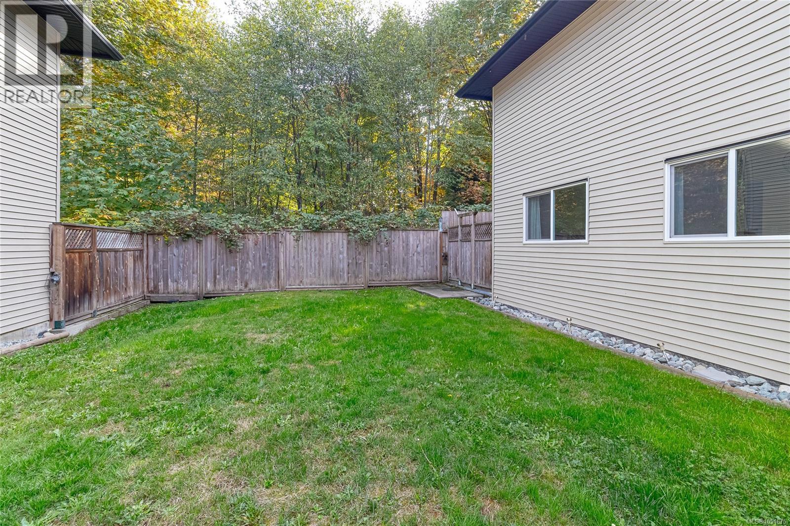 30 3025 Cowichan Lake Rd Property Photo 30