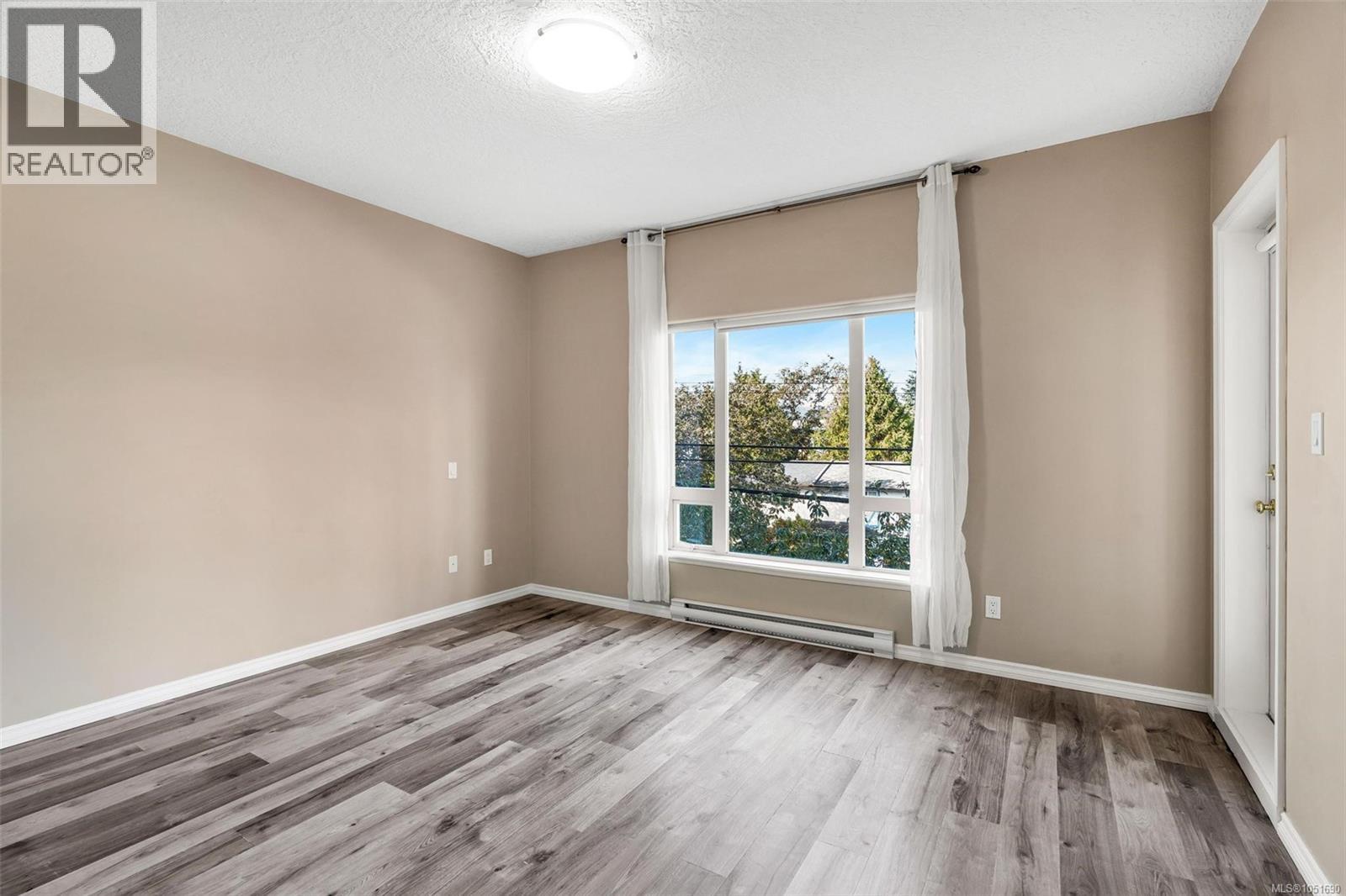 307 2823 Jacklin Rd Property Photo 17