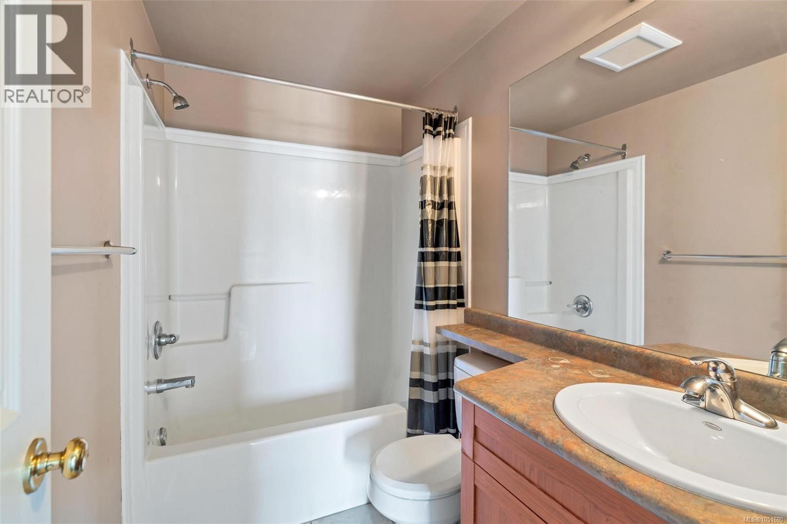 307 2823 Jacklin Rd Property Photo 26