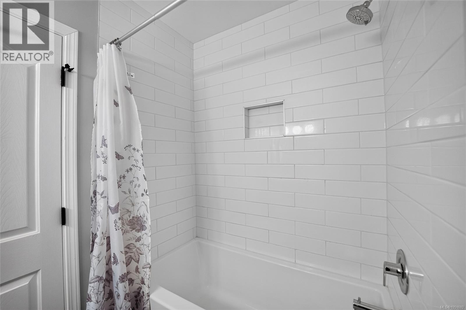 106 Emery Way Property Photo 33