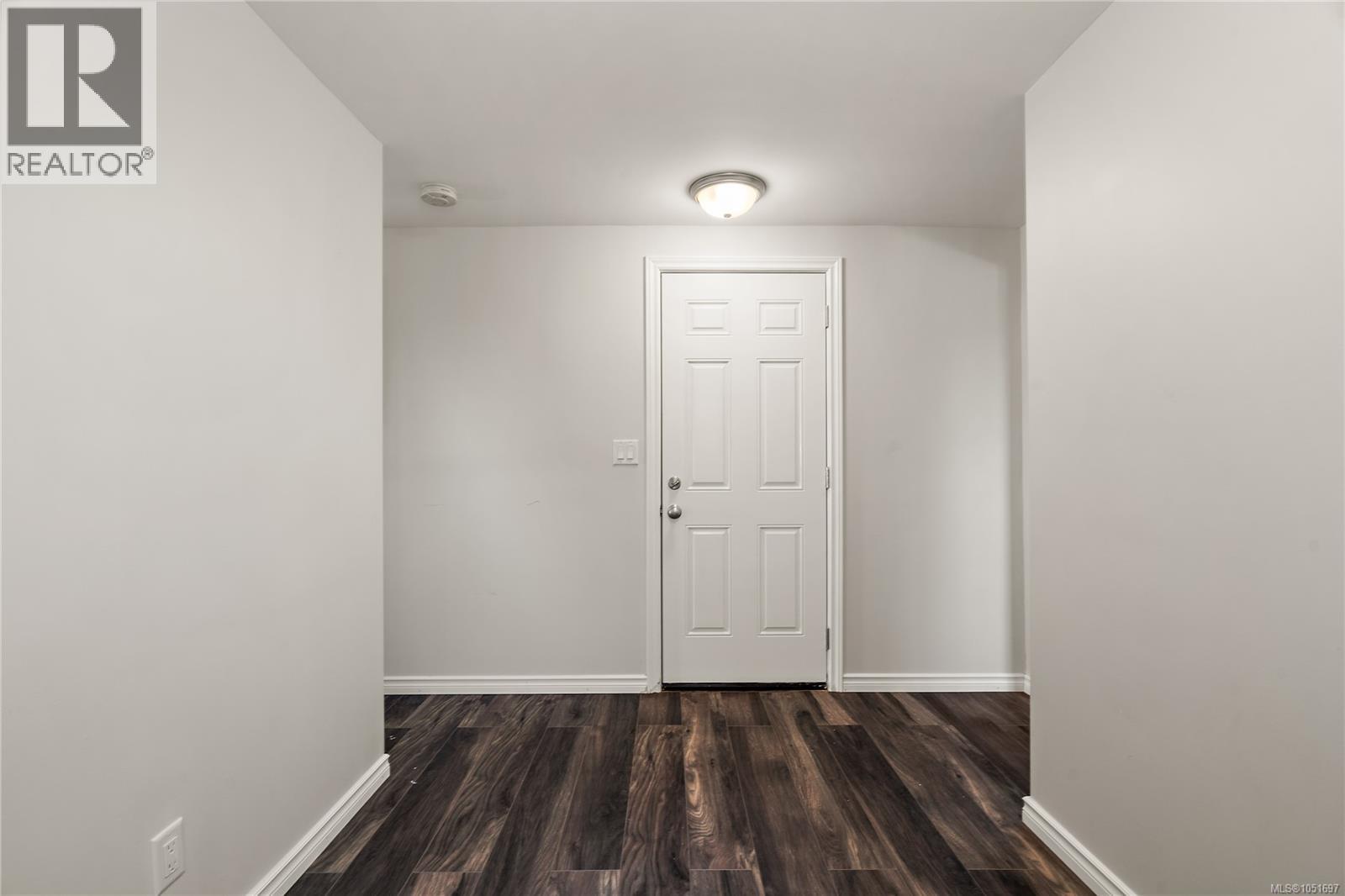 73 5838 Blythwood Rd Property Photo 16