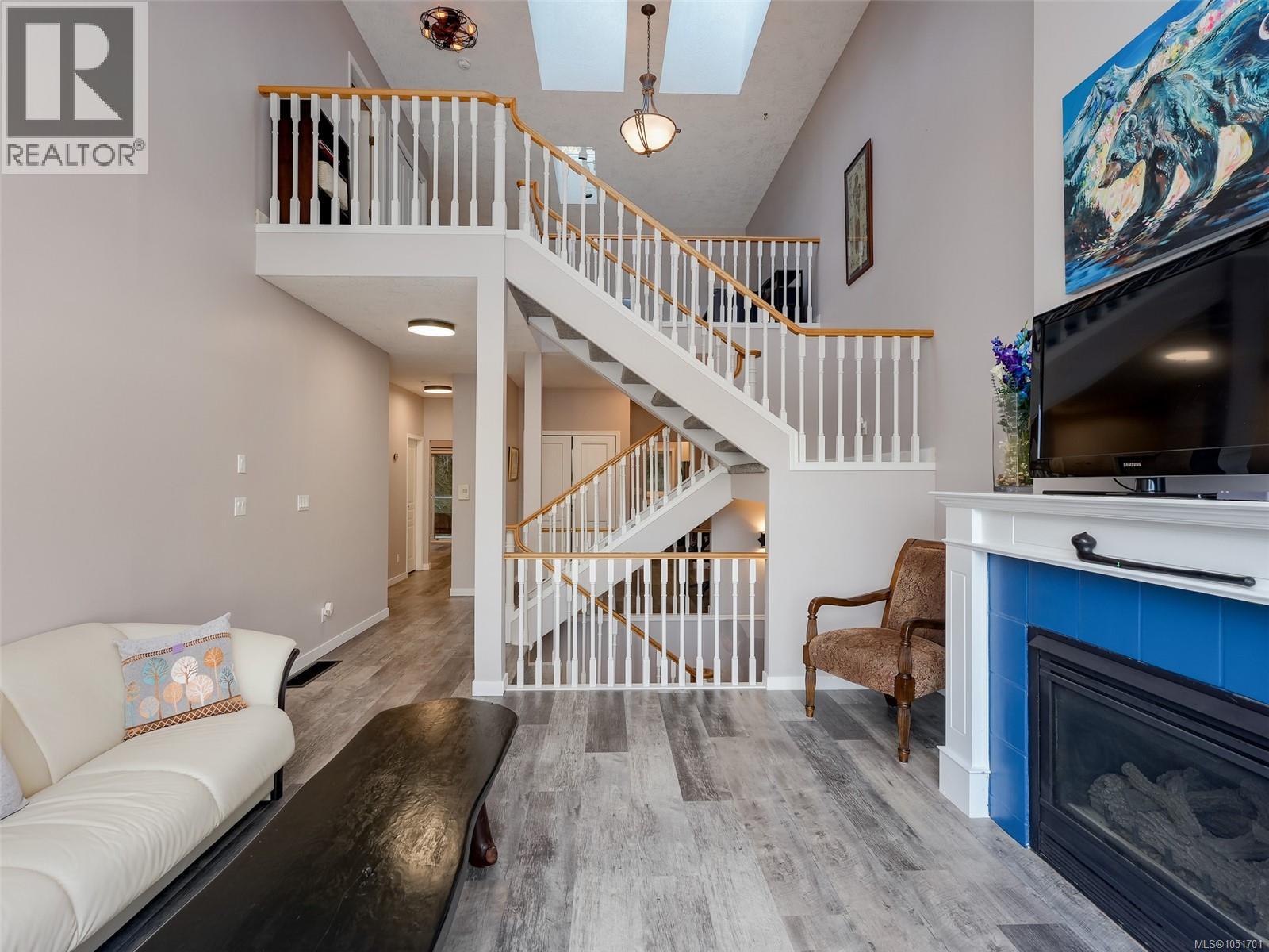16 1063 Valewood Trail Property Photo 3