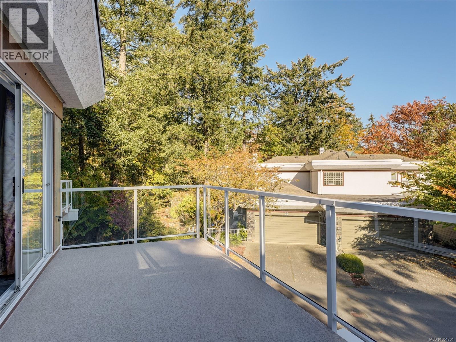 16 1063 Valewood Trail Property Photo 25