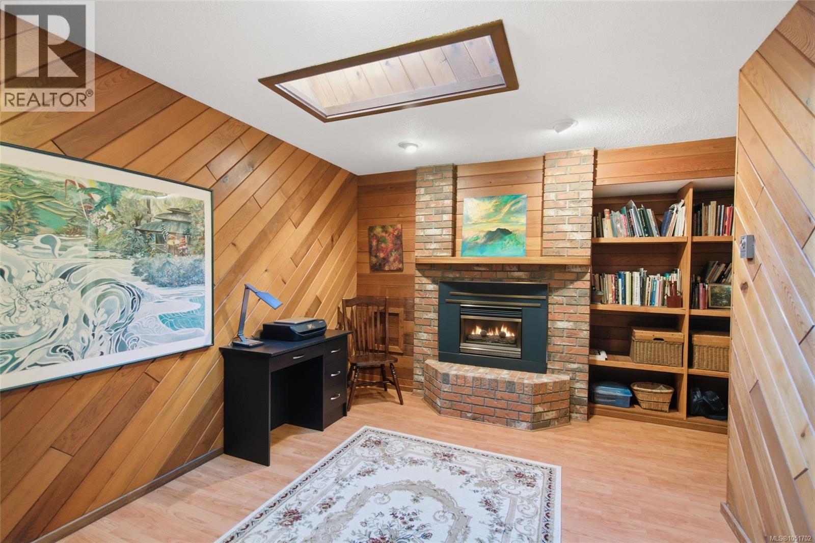 1061 Harlequin Rd Property Photo 7
