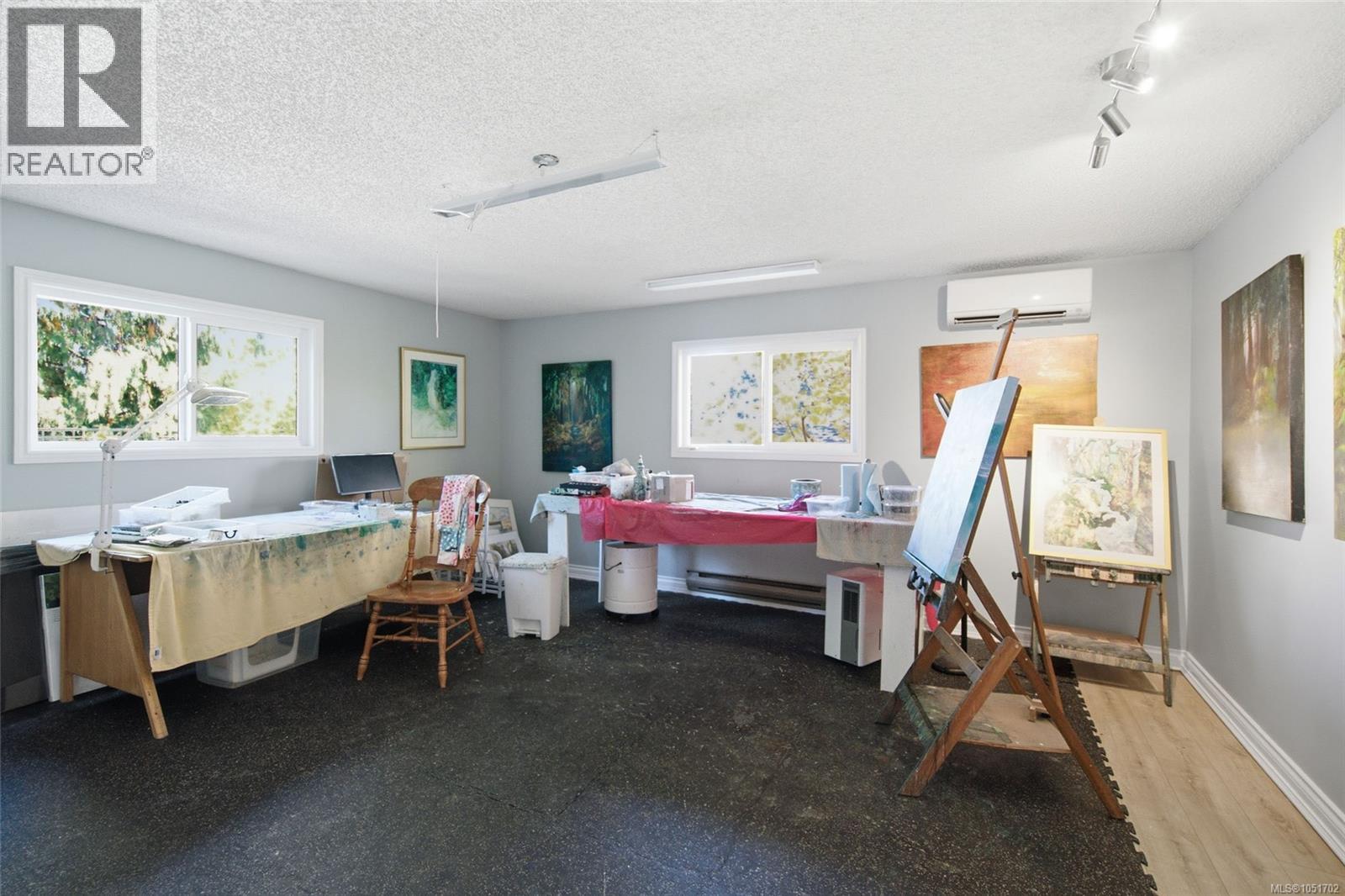 1061 Harlequin Rd Property Photo 32