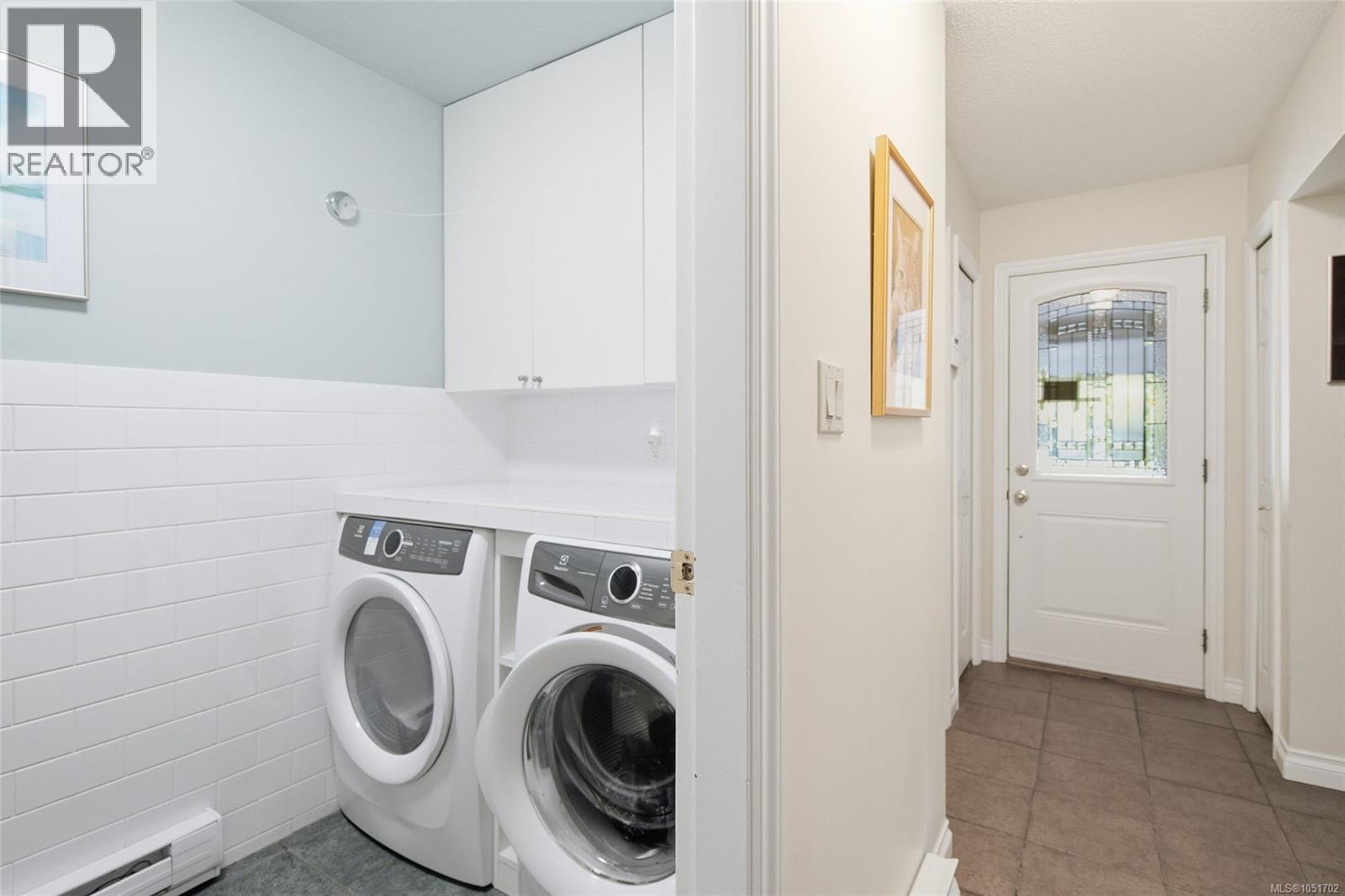 1061 Harlequin Rd Property Photo 33