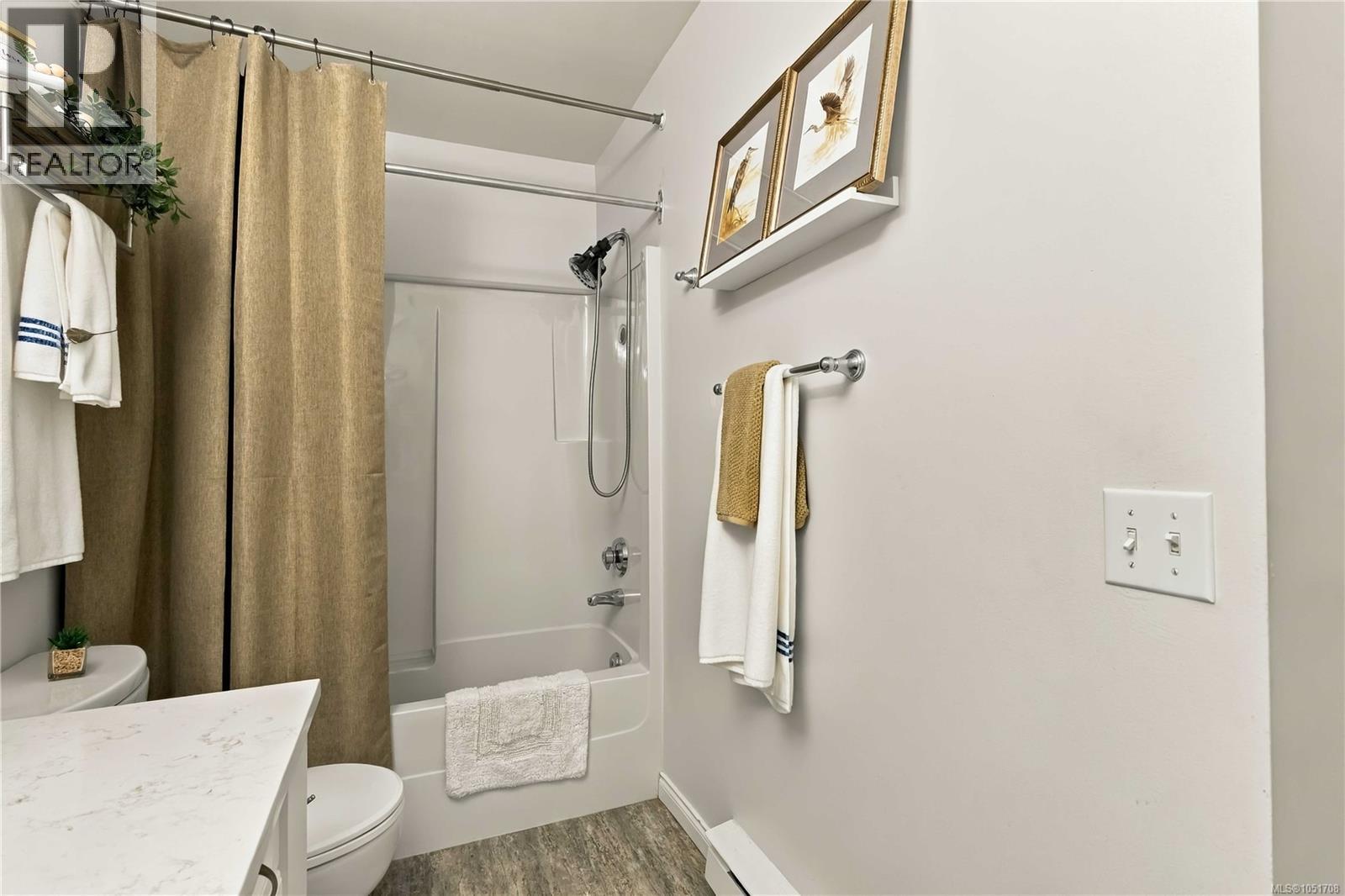 105 290 Island Hwy Property Photo 24