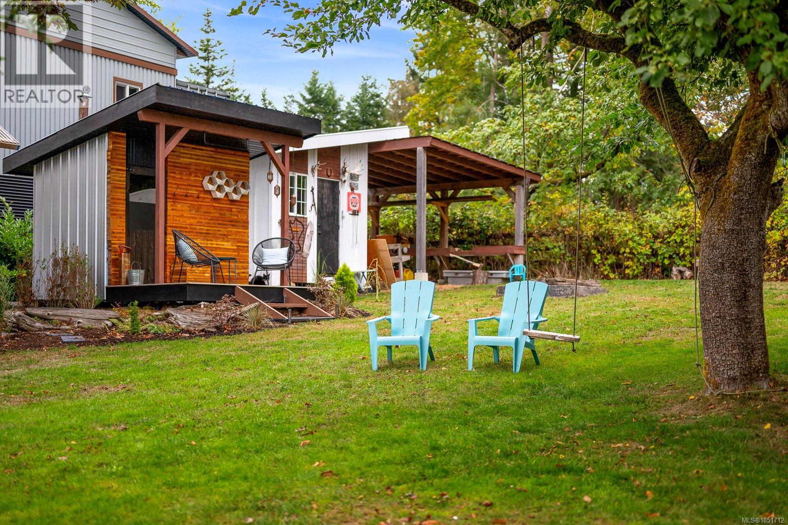 6044 Island Hwy N Property Photo 43