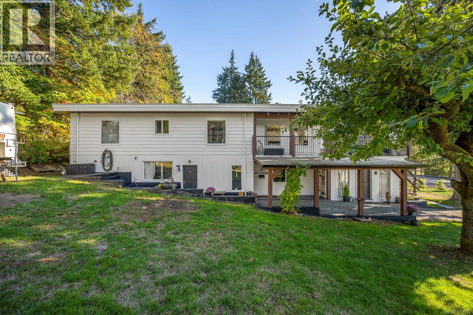 6044 Island Hwy N Property Photo 56