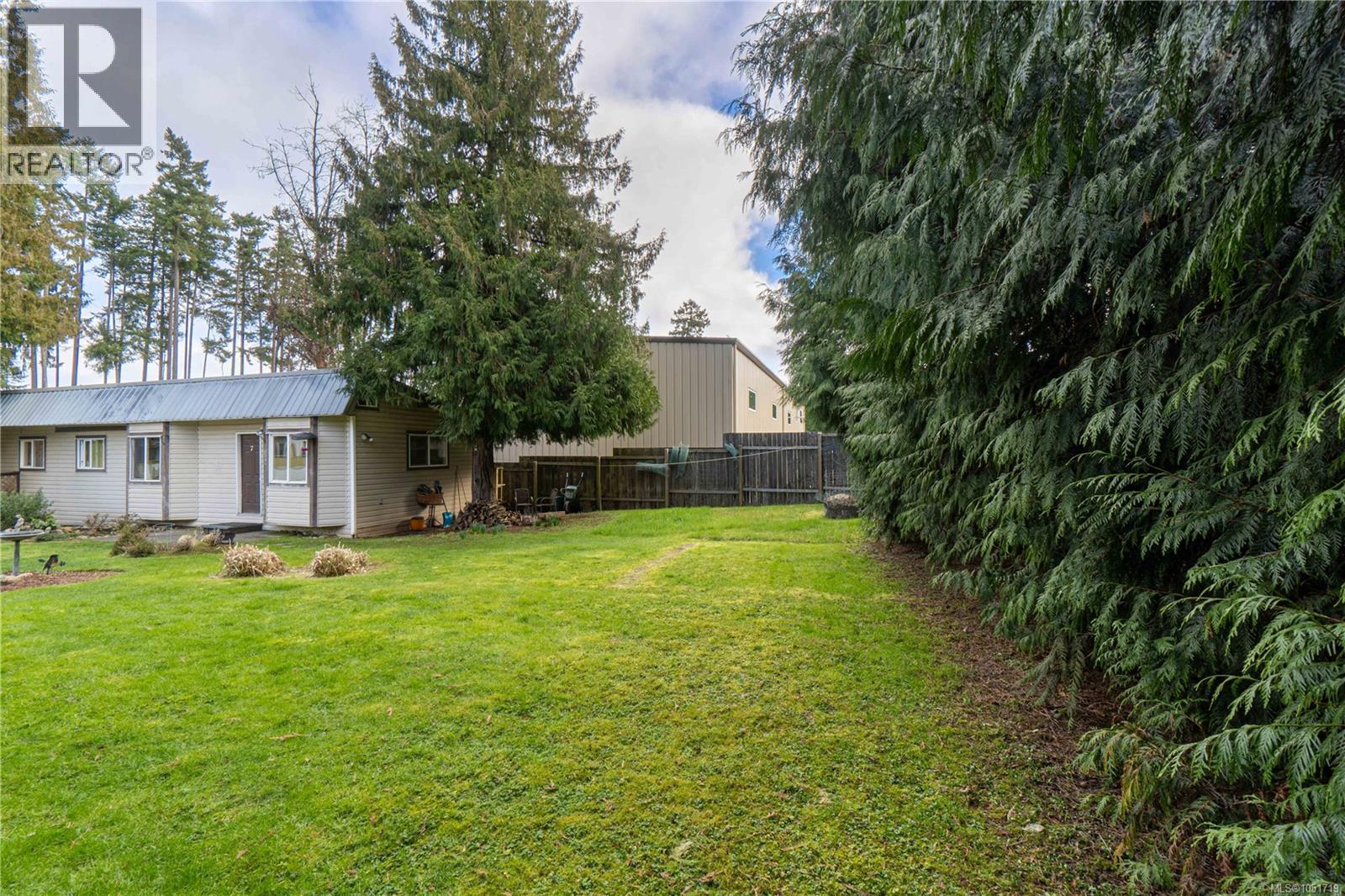 992 Allenby Rd Property Photo 9