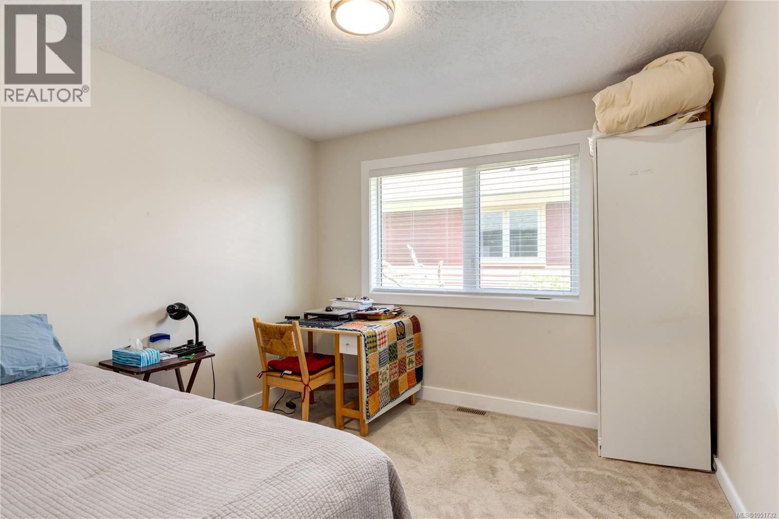 4915 Denford Pl Property Photo 19