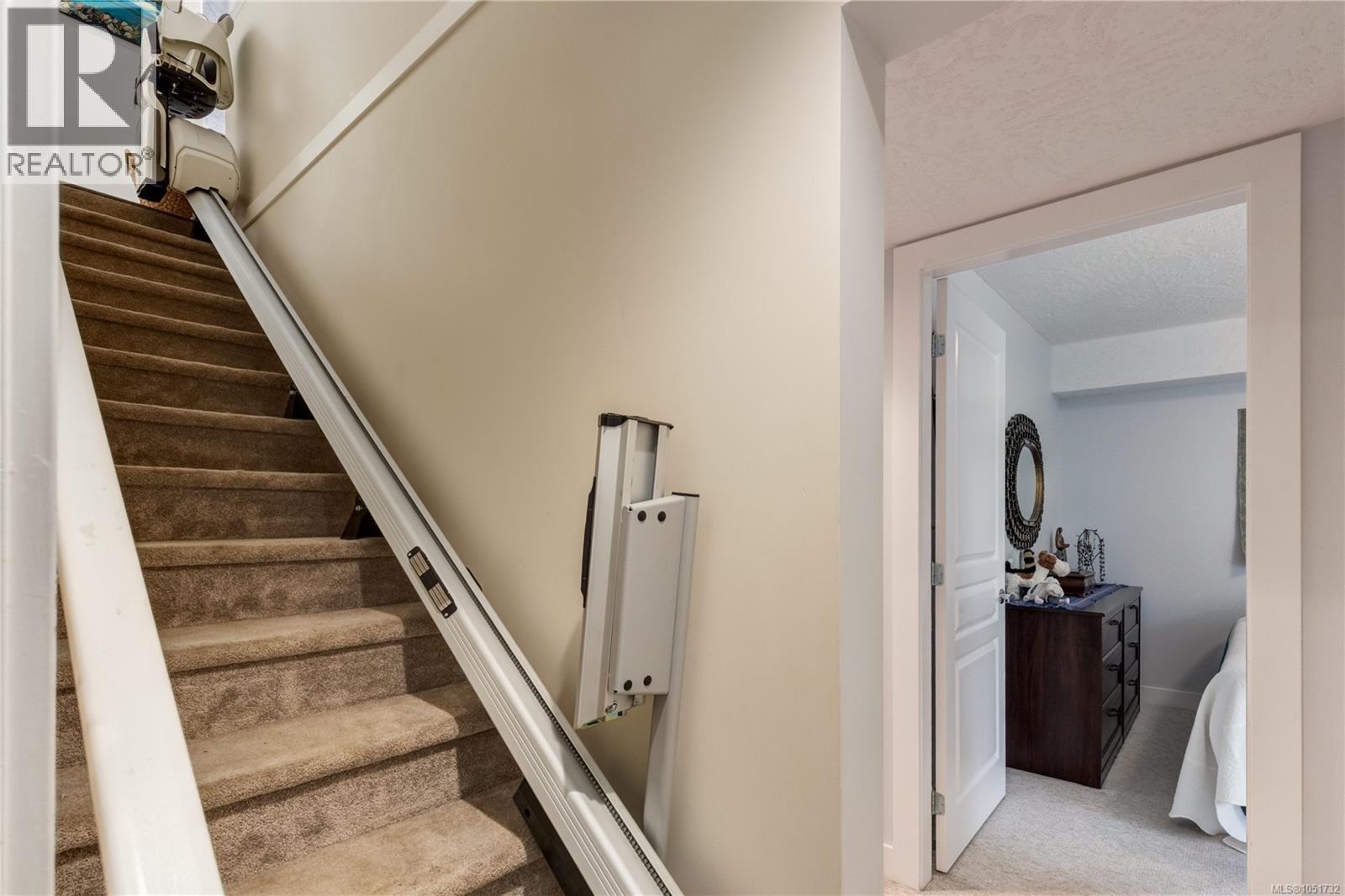 4915 Denford Pl Property Photo 22