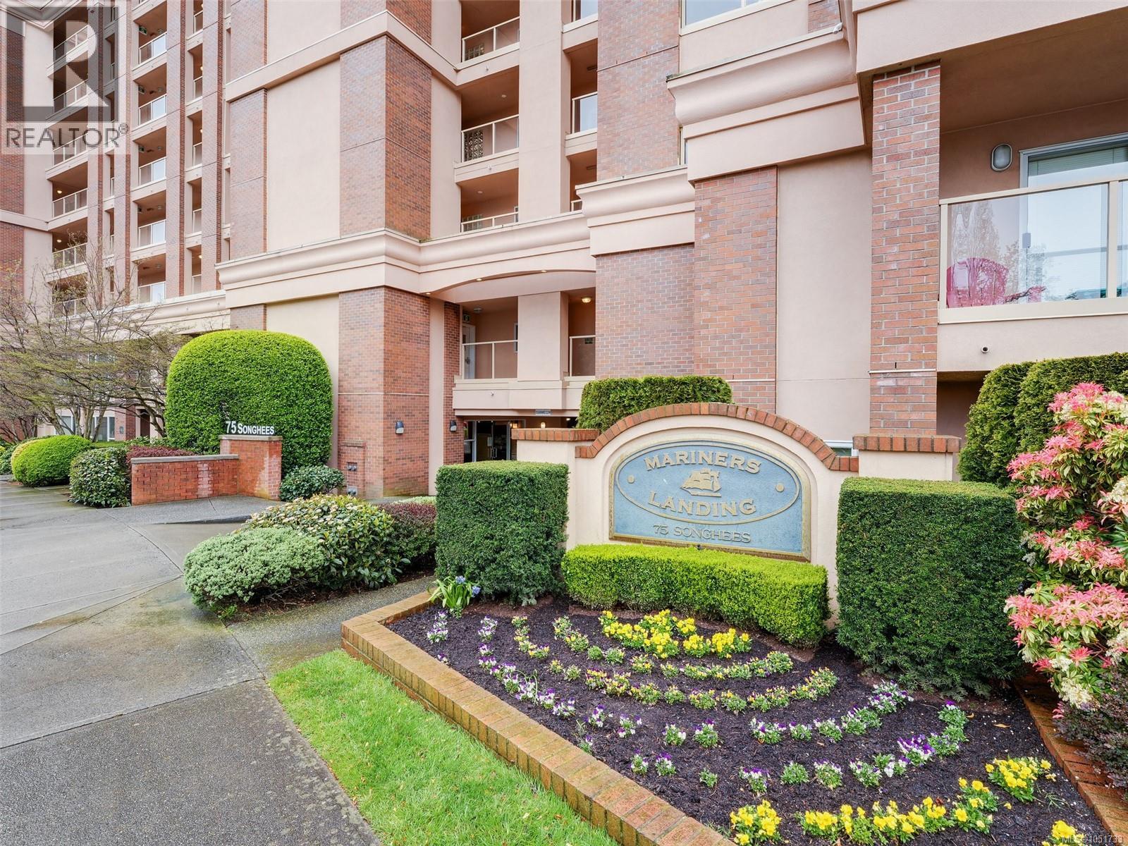 104 75 Songhees Rd Property Photo 1