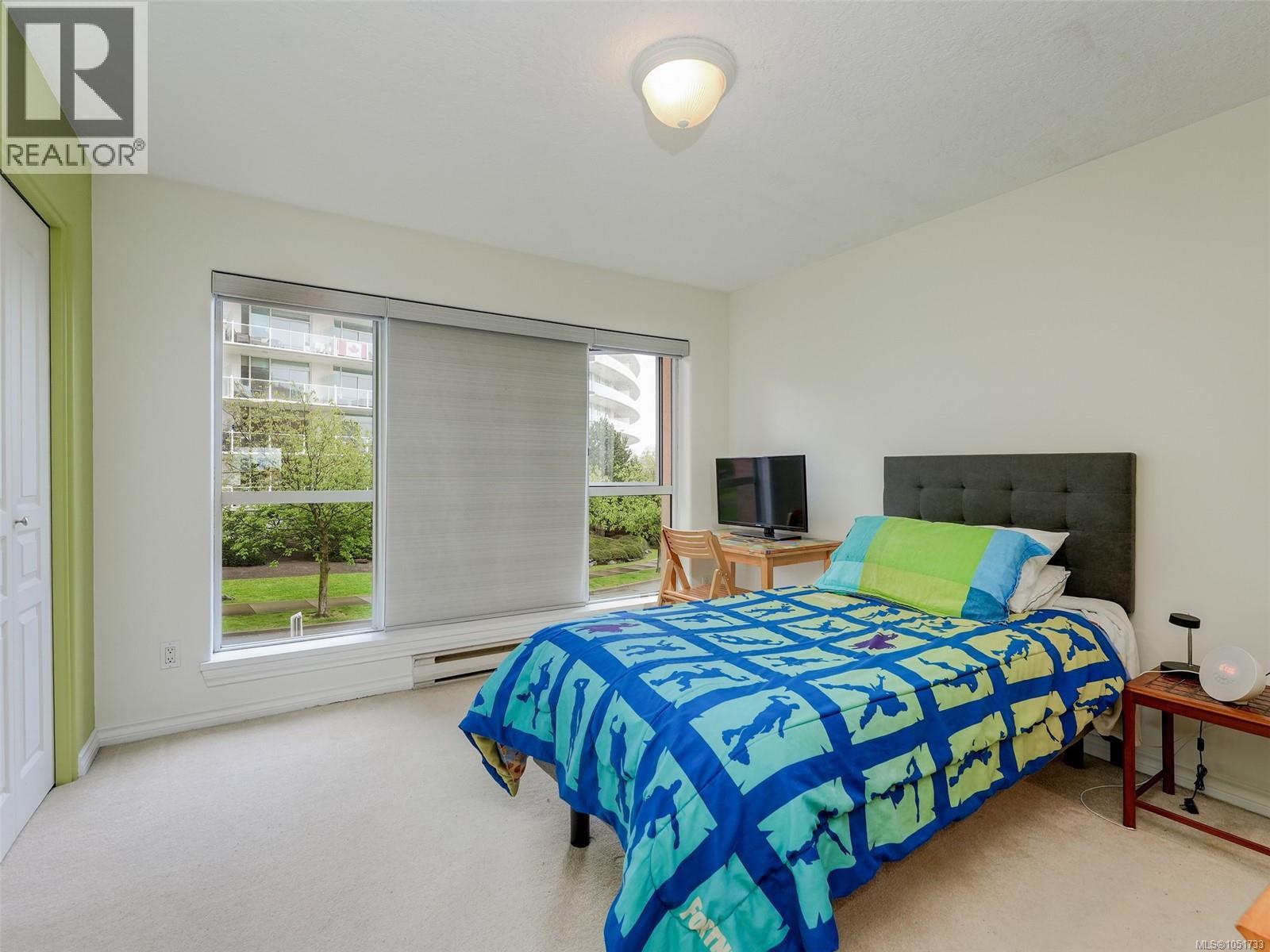104 75 Songhees Rd Property Photo 25