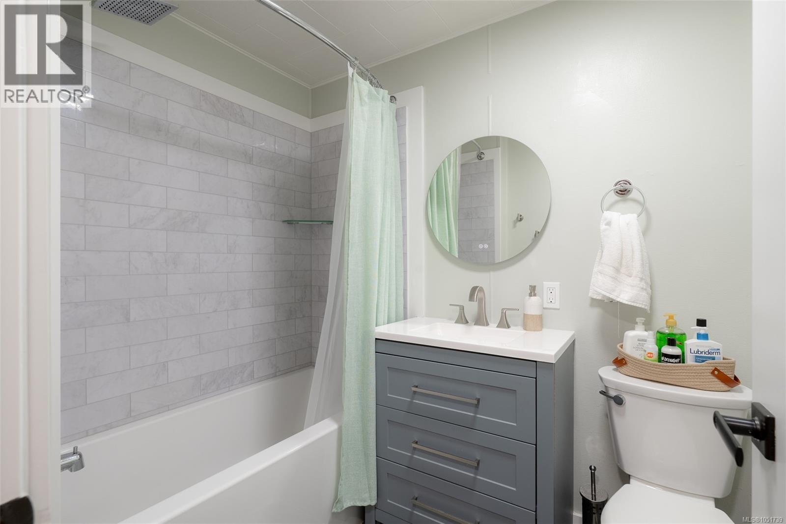 4533 Lathom Rd Property Photo 13