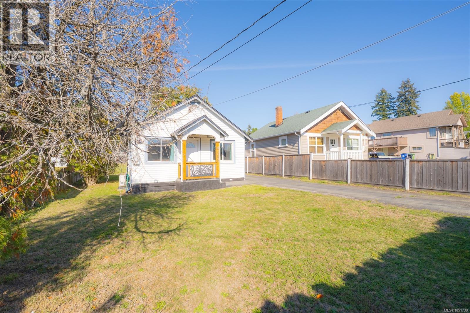 4533 Lathom Rd Property Photo 21