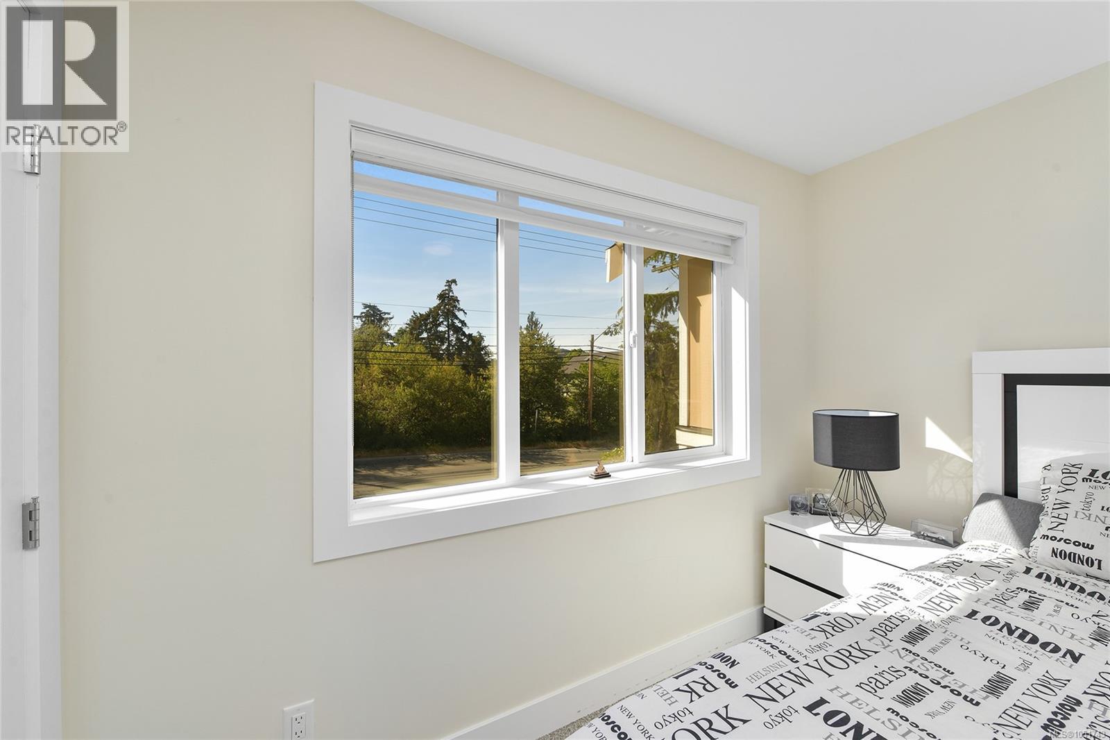 2 4487 Wilkinson Rd Property Photo 28