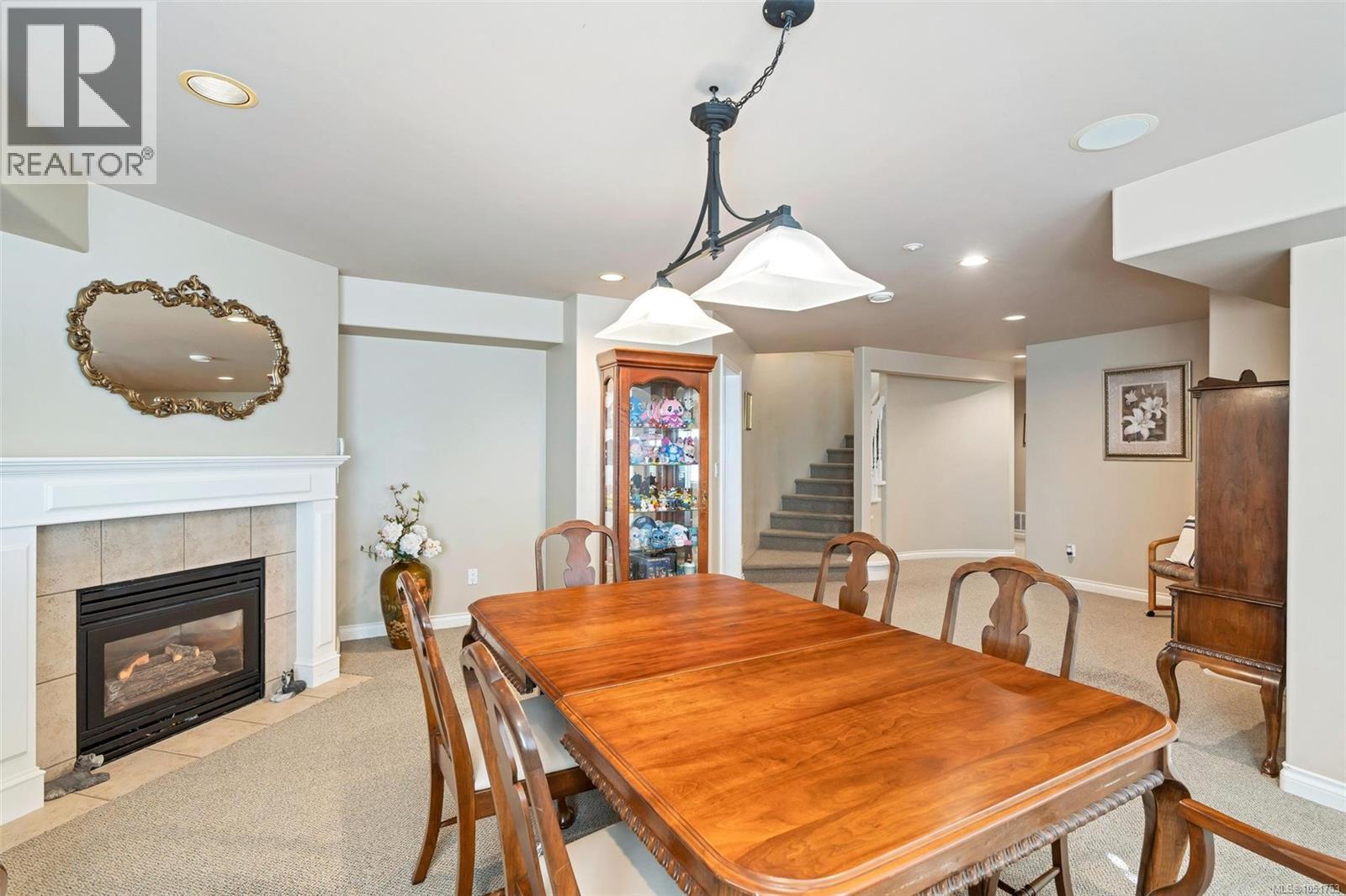 906 Cobblestone Lane Property Photo 40