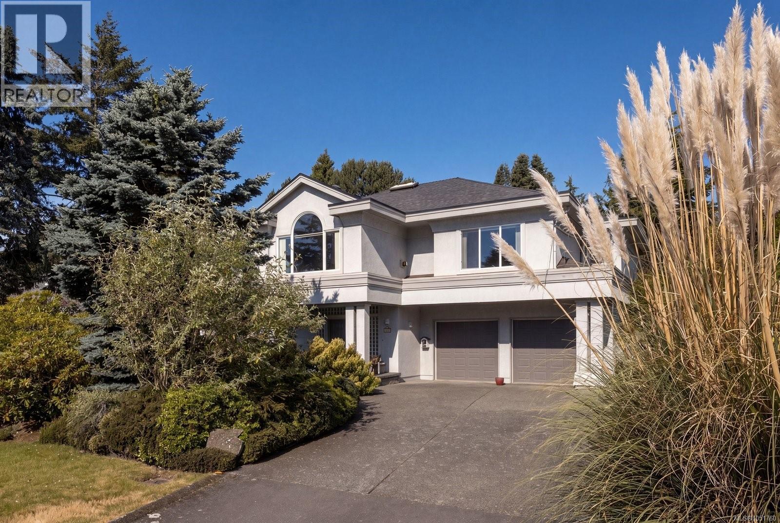 2980 Sea View Rd Property Photo 1