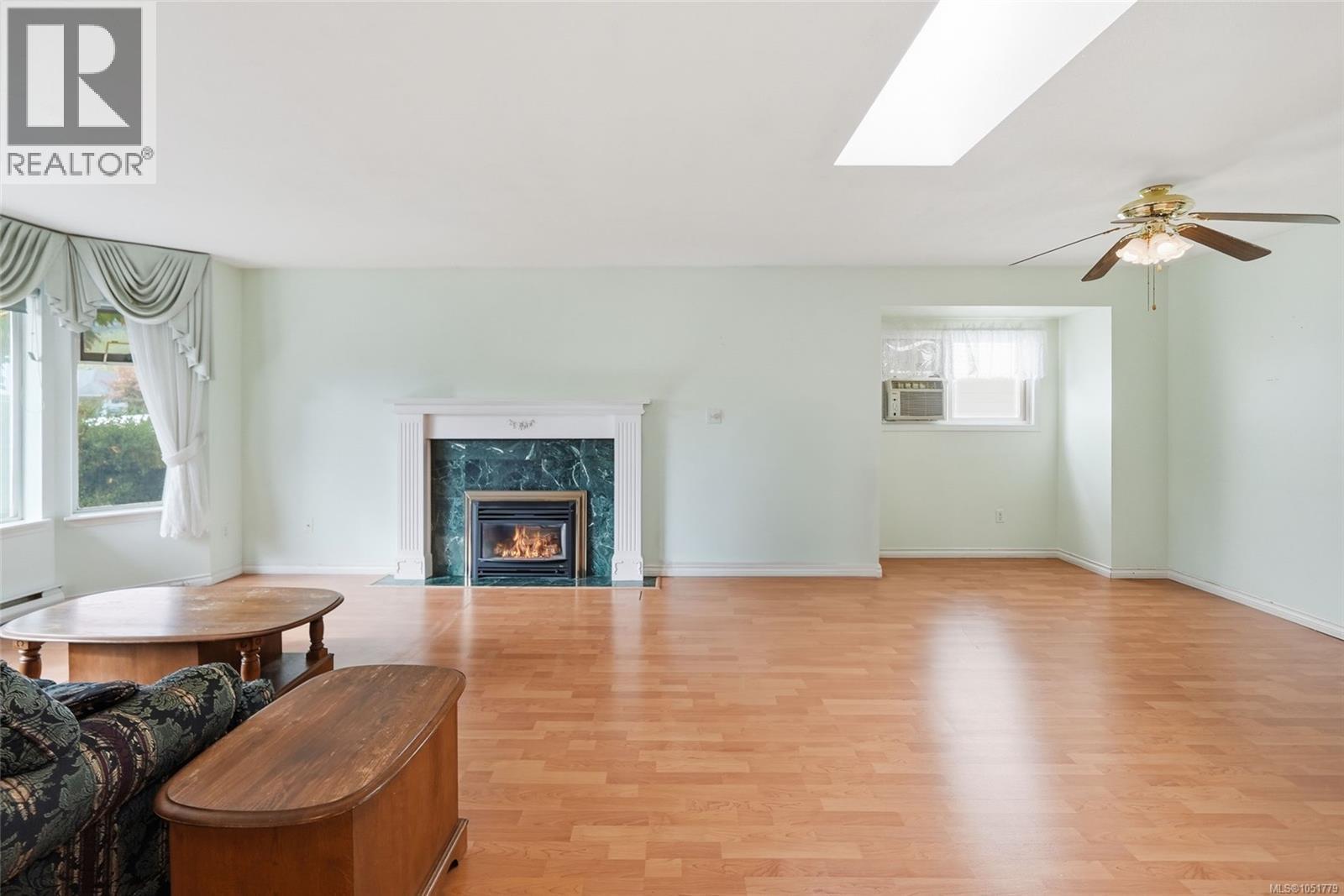 1846 Begonia Way Property Photo 8