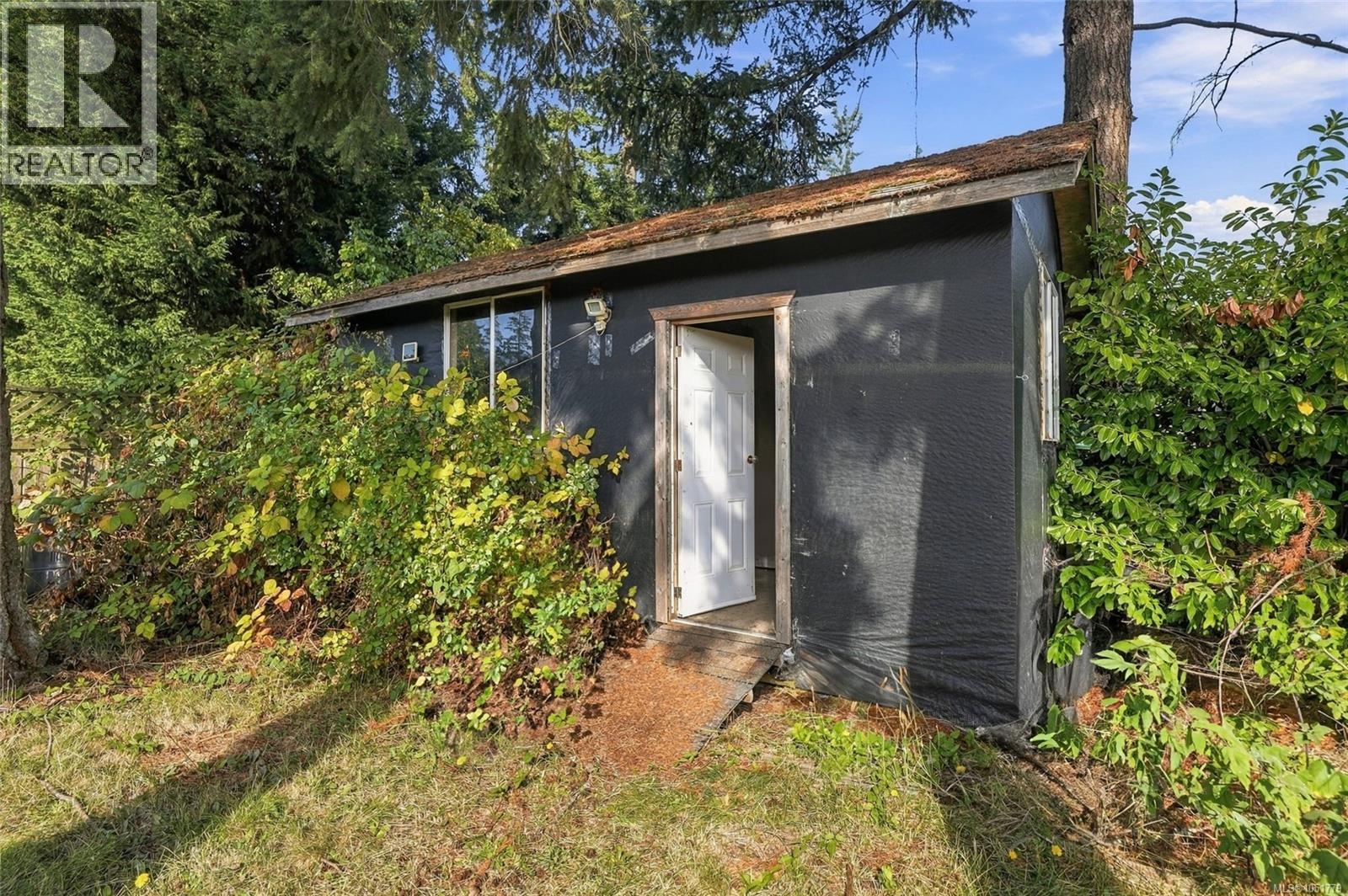 1846 Begonia Way Property Photo 29