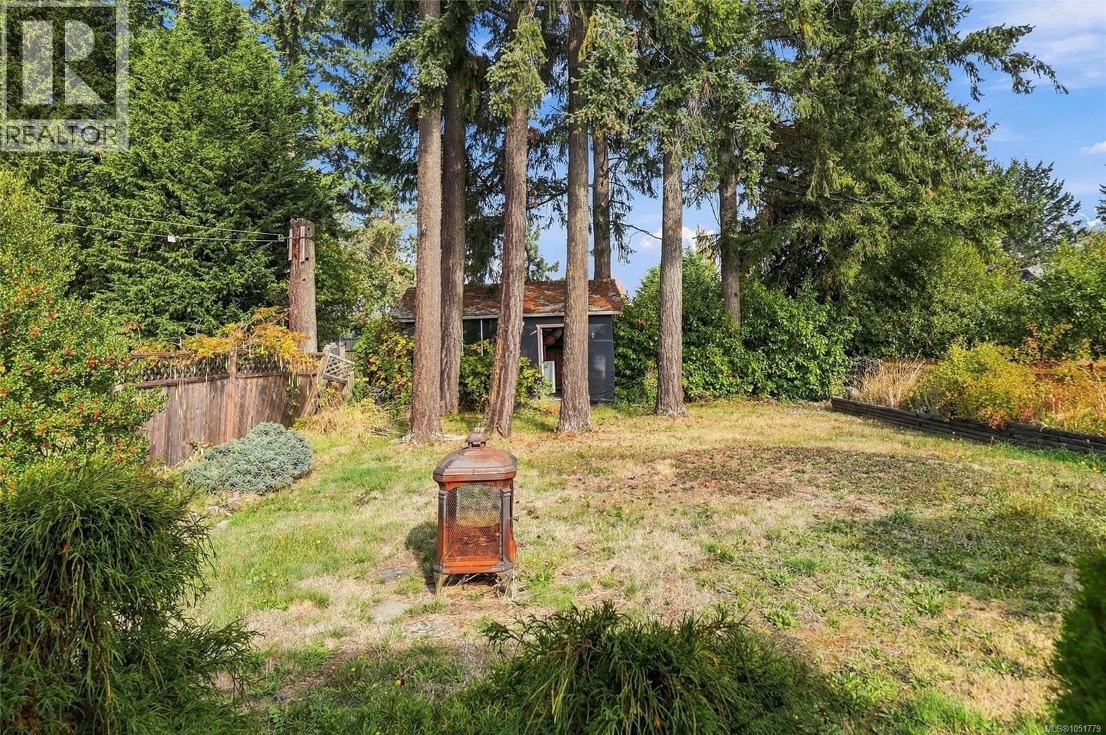 1846 Begonia Way Property Photo 31