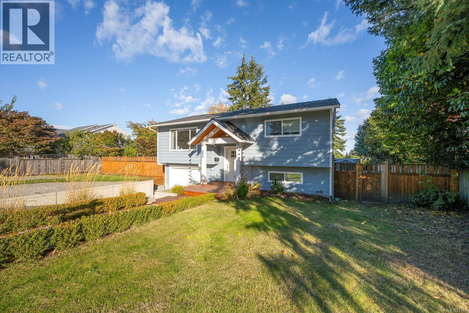 554 Cormorant St Property Photo 65