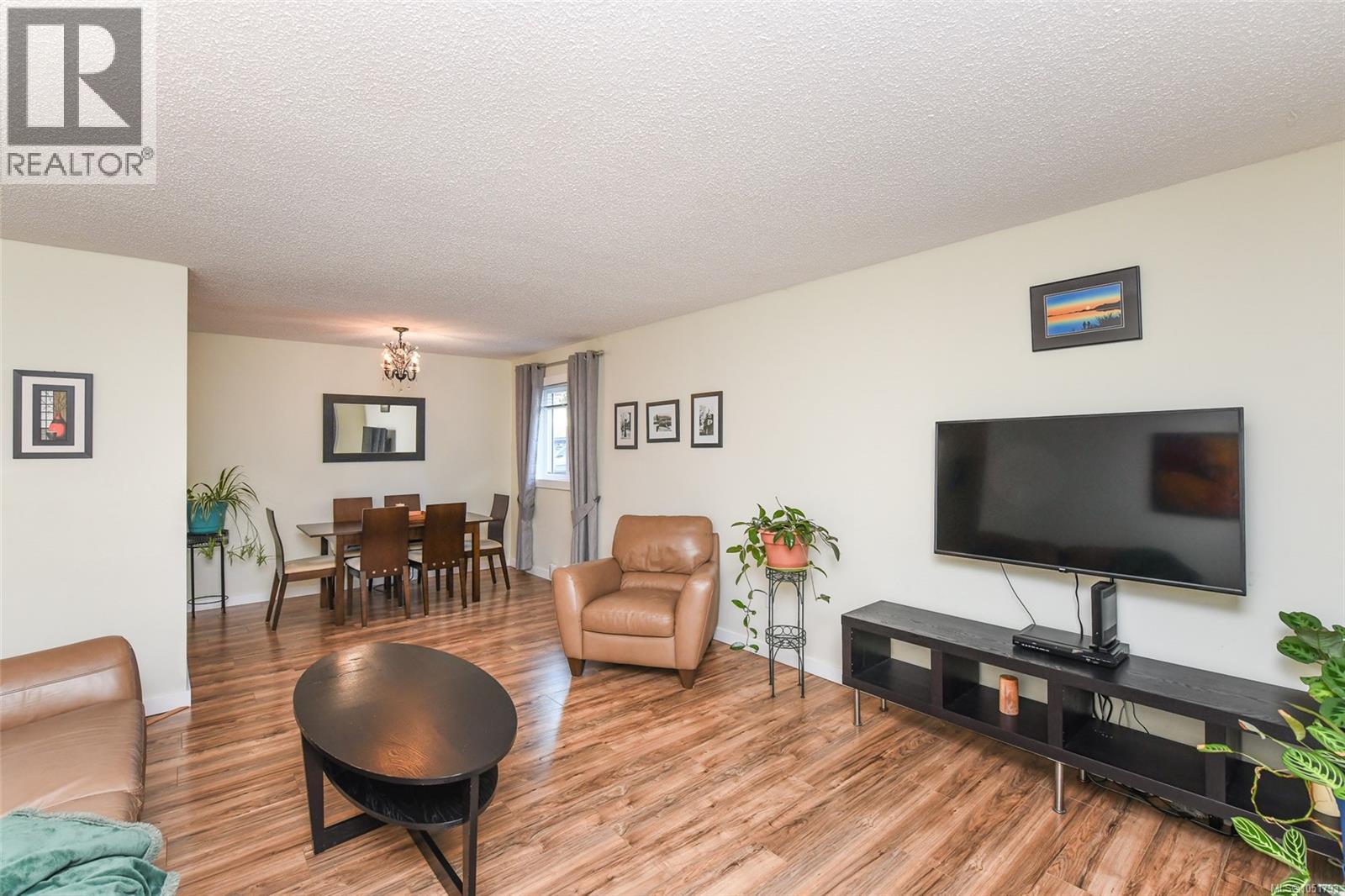 107 175 Centennial Dr Property Photo 3