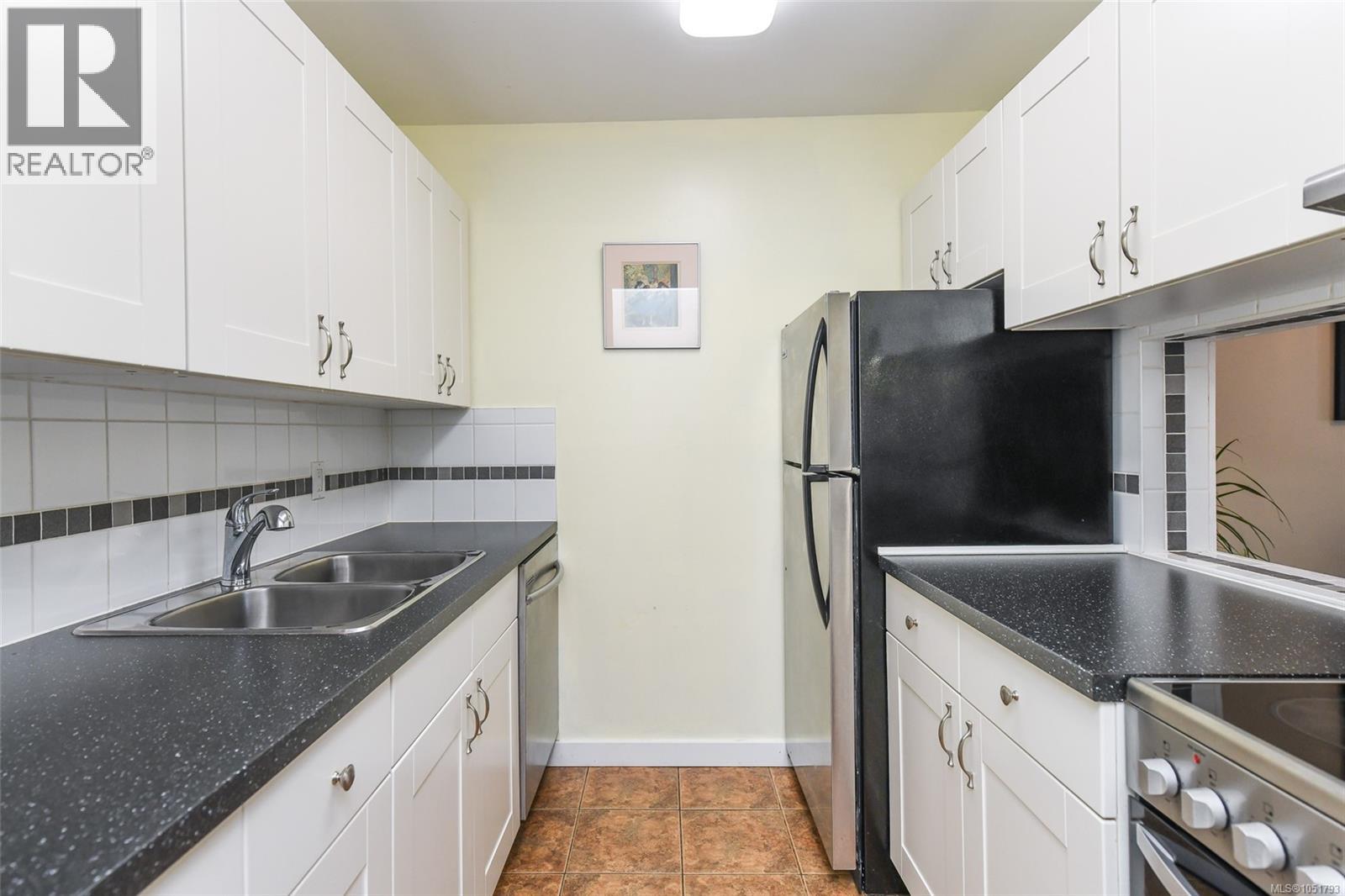 107 175 Centennial Dr Property Photo 6