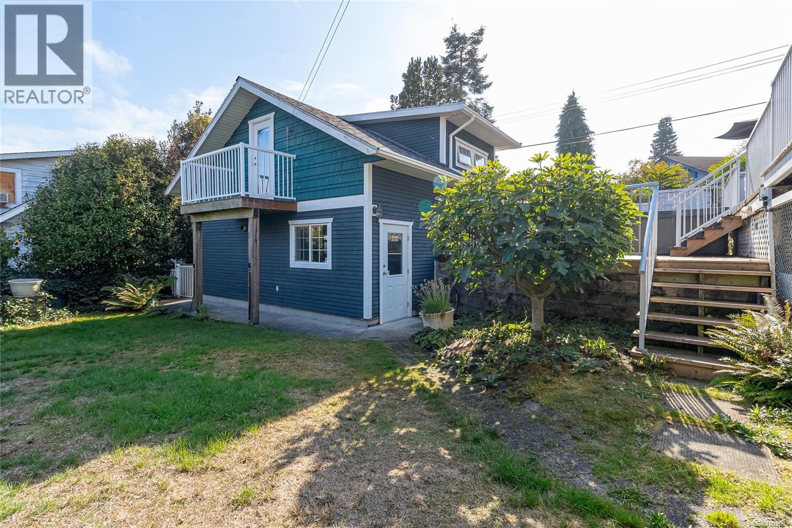 9945 Cedar St Property Photo 58
