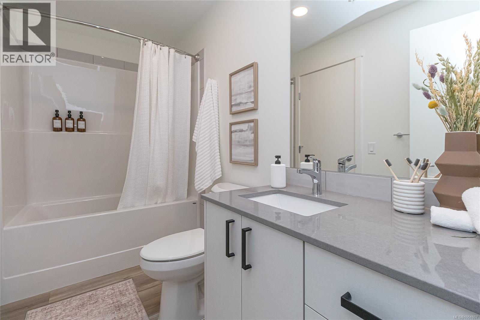 512 2390 City Gate Blvd Property Photo 18