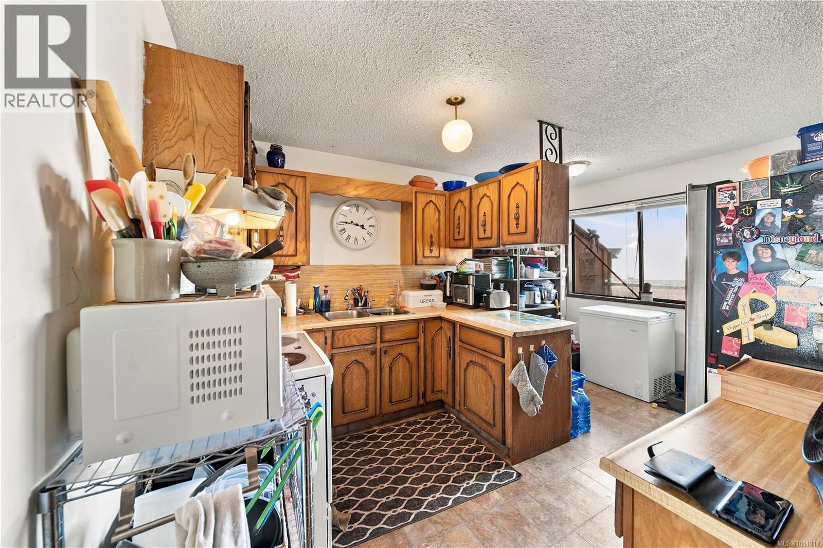 2344/2346 Rosstown Rd Property Photo 8