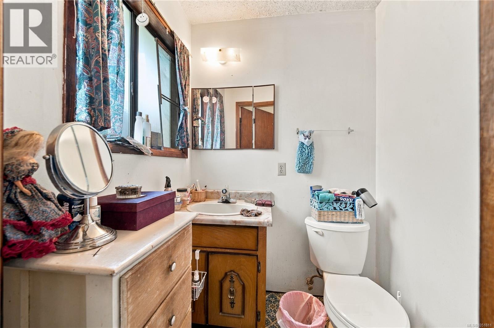 2344/2346 Rosstown Rd Property Photo 18