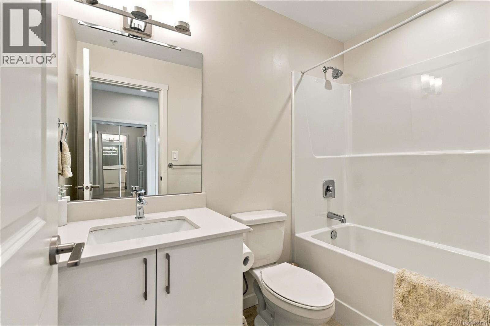 602 810 Orono Ave Property Photo 17