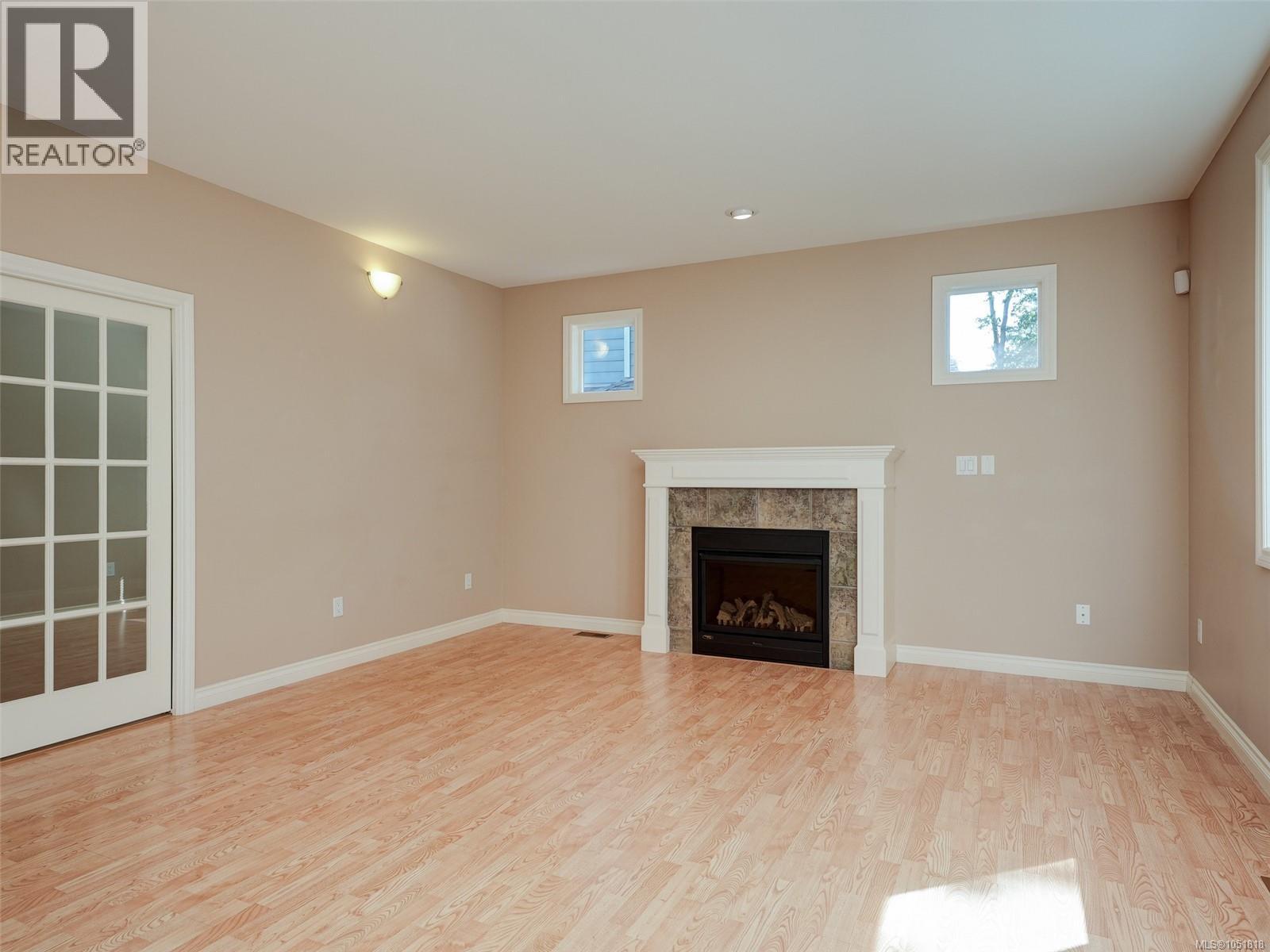 809 Rogers Way Property Photo 9