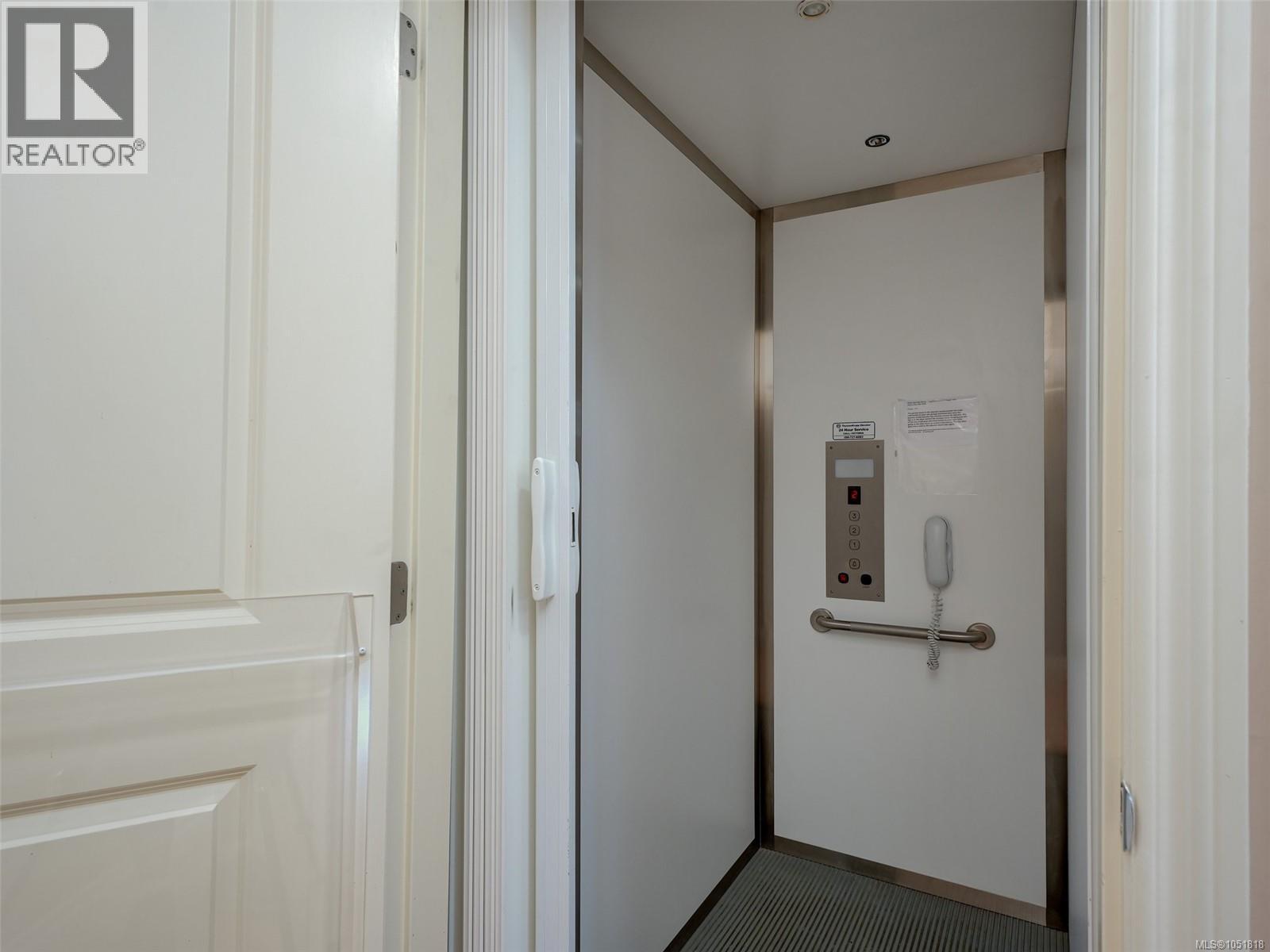 809 Rogers Way Property Photo 20
