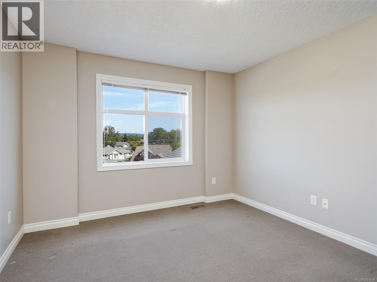 809 Rogers Way Property Photo 22