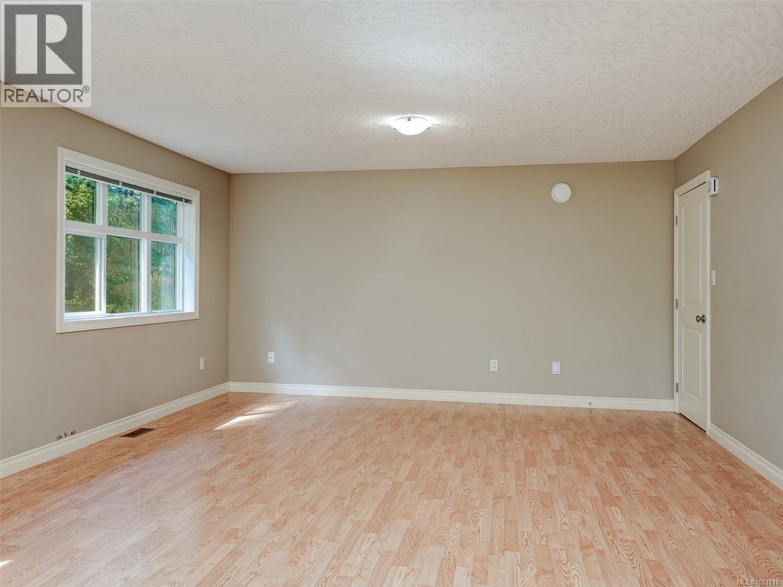 809 Rogers Way Property Photo 24