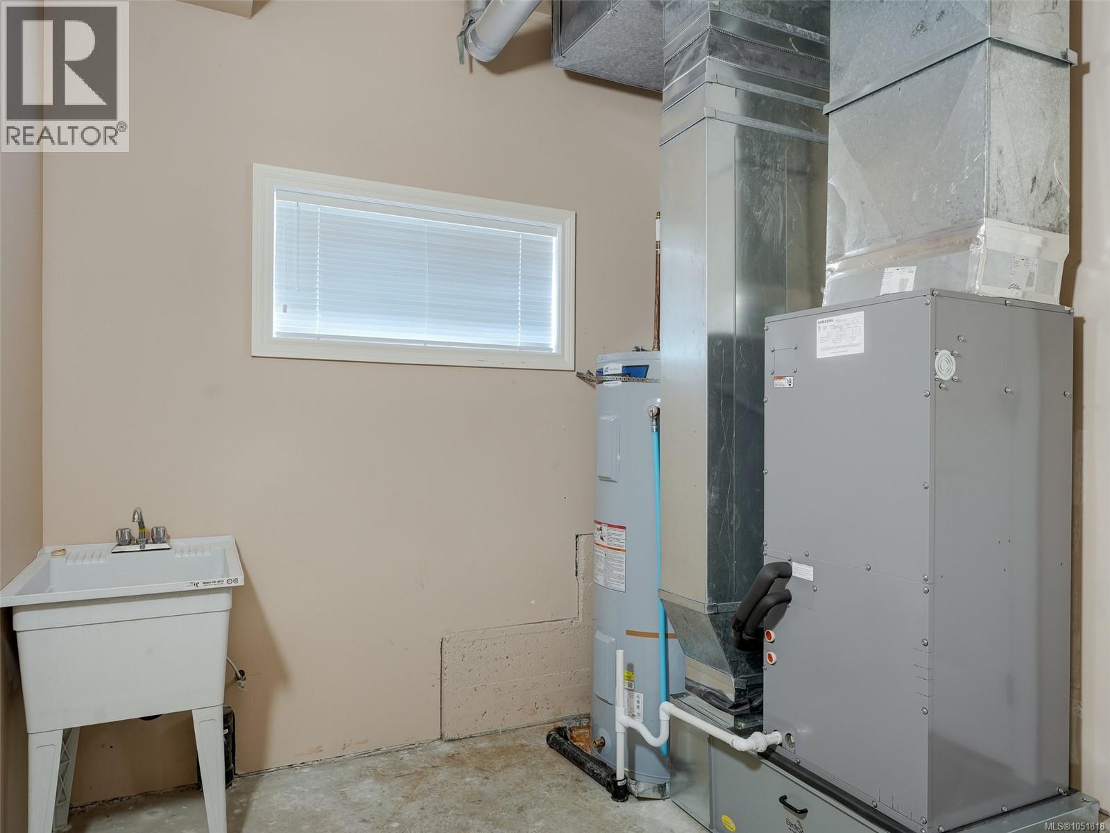 809 Rogers Way Property Photo 29