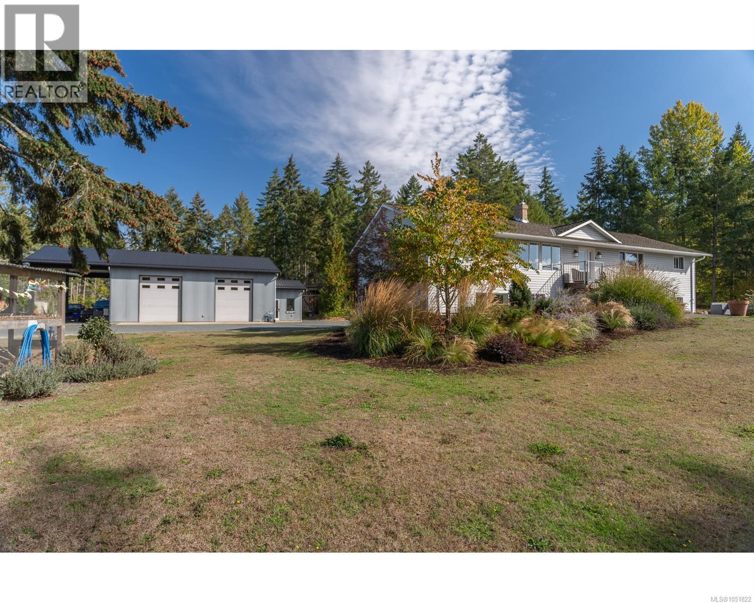 1045 Ravensbourne Lane Property Photo 2