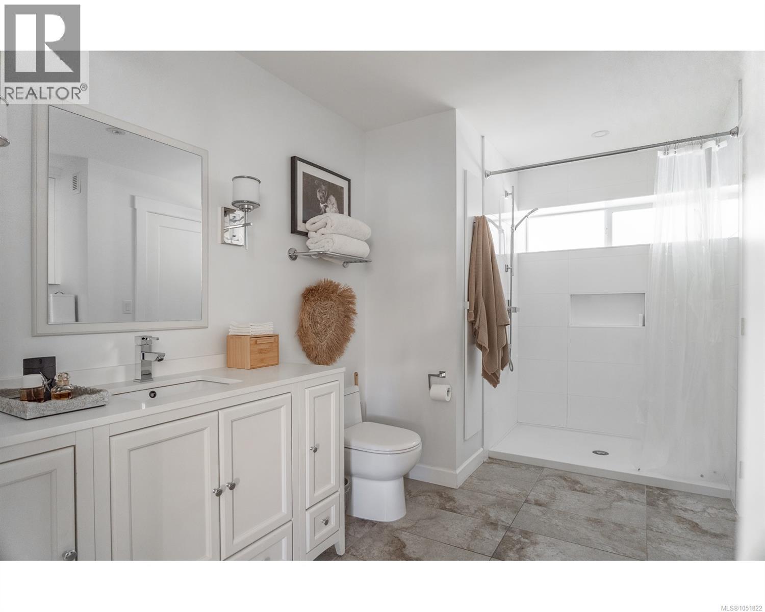 1045 Ravensbourne Lane Property Photo 22
